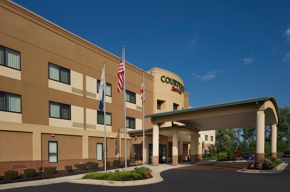 Courtyard By Marriott Waldorf Hotel Kültér fotó