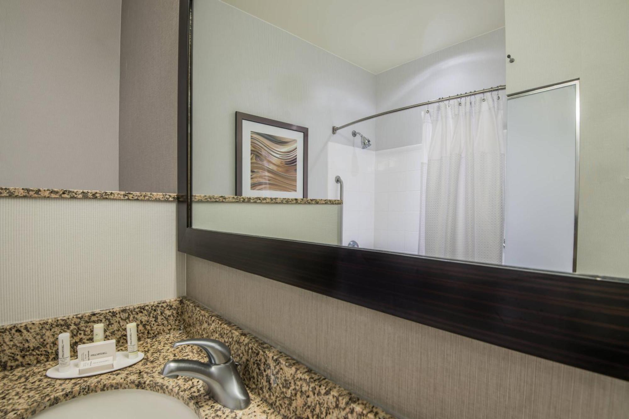 Courtyard By Marriott Waldorf Hotel Kültér fotó