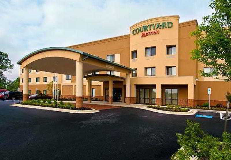Courtyard By Marriott Waldorf Hotel Kültér fotó